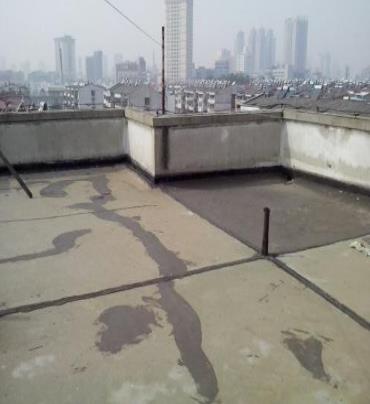 常德漏水维修 楼顶漏水是什么原因，楼顶漏水维修方法是什么?